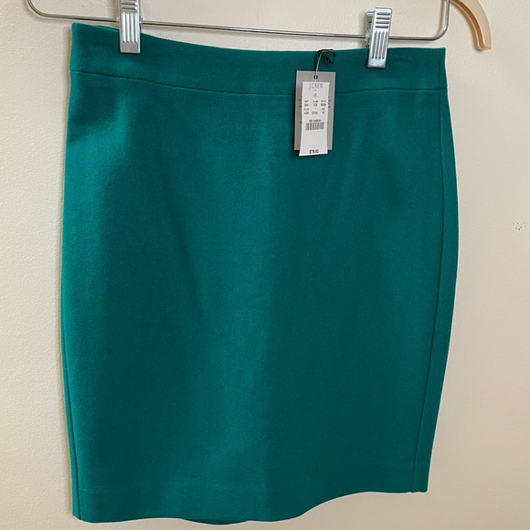 NWT JCREW Pencil Skirt Green 0P - Picture 3 of 7